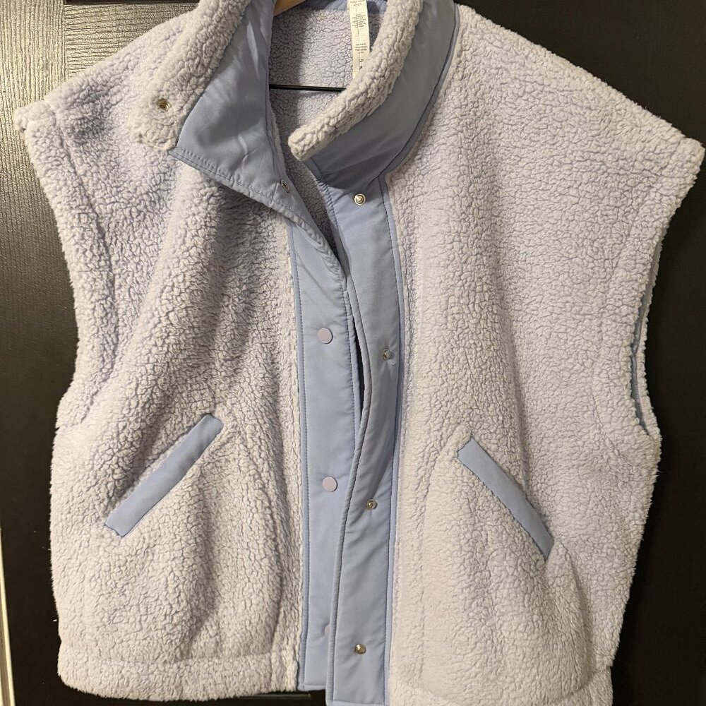 NWOT Oversized Boxy Fit Women's Vest Light Blue Medium